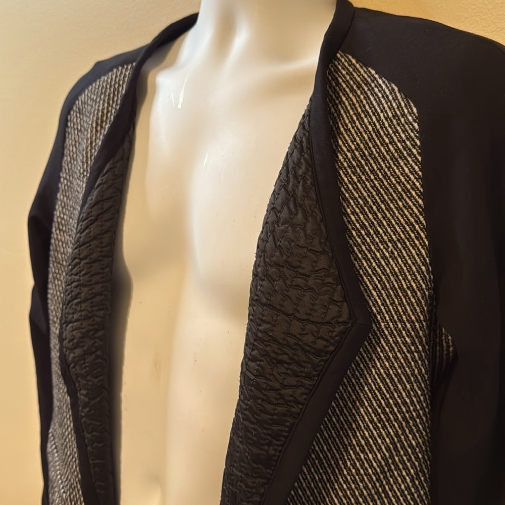THEORY Stylized Cardigan  Size 12 - Picture 3 of 13